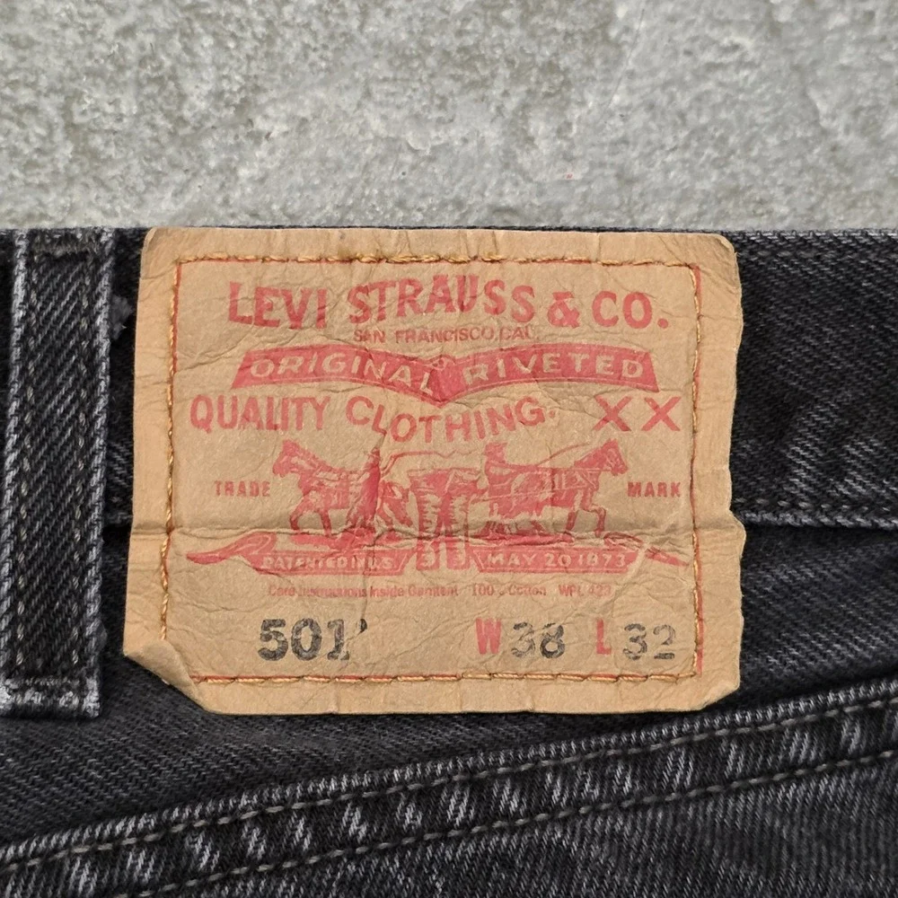 Levi's 501 XX Jeans Mens 38x31 Black Straight Fit Button Fly 00501-0660 Vintage